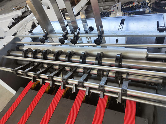 300X800mm Επεξεργασία χαρτονιού αυτόματη μίνι κυματοειδής μηχανή με μαχαίρια