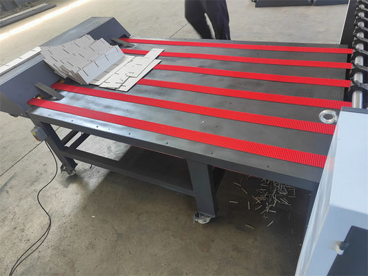300X800mm Επεξεργασία χαρτονιού αυτόματη μίνι κυματοειδής μηχανή με μαχαίρια