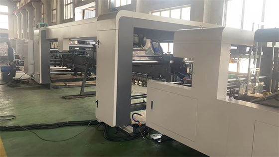 Γρήγορος εκτυπωτής Slotter Die Cutter σε ένα μηχάνημα Folder Gluer Carton Box Making Machine
