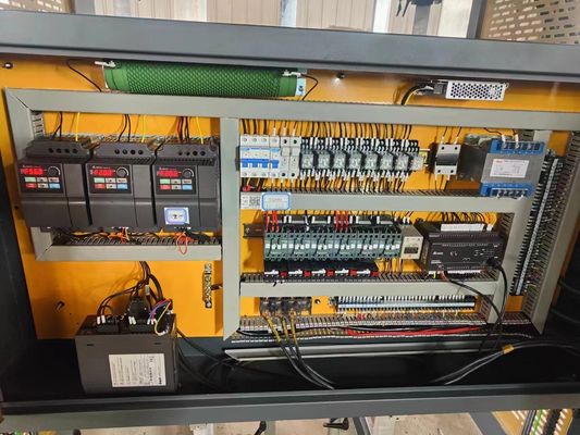380V Voltage κυματοειδής χαρτόνι laminating μηχανή για εξατομικευμένες ανάγκες παραγωγής