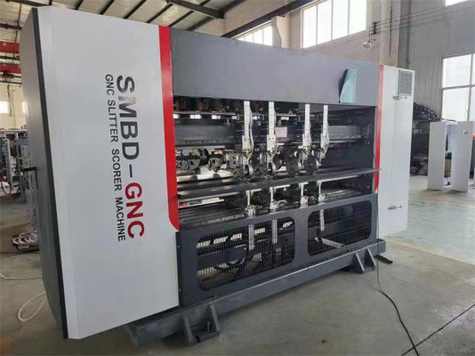 5500 KG Slitter Scorer Machine για χαρτόκουτα χαρτιού Κατασκευή 5900x2100x2300mm εντός OEM