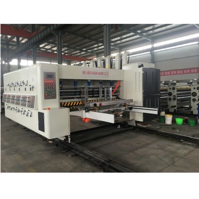 Σχεδιασμός 200pcs / Min Flexo κυματοειδής χαρτοκιβώτιο εκτύπωση Slotting Diecutting Die-Cut Machine