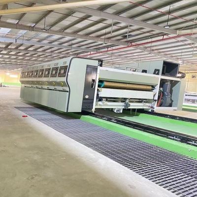 1000 KG βάρος 4 χρωματικός εκτυπωτής Slotter Flexo εκτύπωση Slotting πεθαίνει μηχανή κοπής