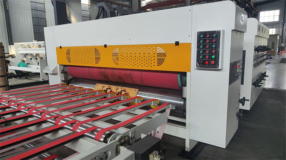 1000 KG βαρύτητα Flexo εκτυπωτική μηχανή για κυματοειδή εκτύπωση χαρτονιού Slotting Diecutting