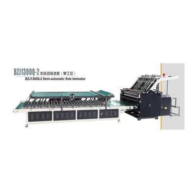 Πέντε κυλίνδρων μεταφοράς επικάλυψης laminator για φλάουτα χαρτόνι κουτί εκτύπωσης slots