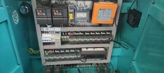 Μηχανή σχηματισμού χαρτιού 380V τάσης για την αναδίπτωση κυματοειδών κουτιών από χαρτόνια σε ένα μηχάνημα