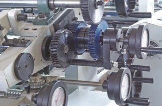 Μηχανή υψηλής ακρίβειας ±1MM για το λιανικό εμπόριο