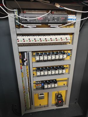 Υψηλής αποτελεσματικότητας Liheng Flexo κυματοειδής εκτύπωση χαρτόνι Slotting περιστροφικό σύστημα κόψιμο με πετσέτα