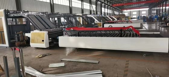 220V Διαφήμιση C Boxmac ημιαυτόματο φλάουτο κυματοειδές χαρτί κουτί μηχανή στρωματοποίησης