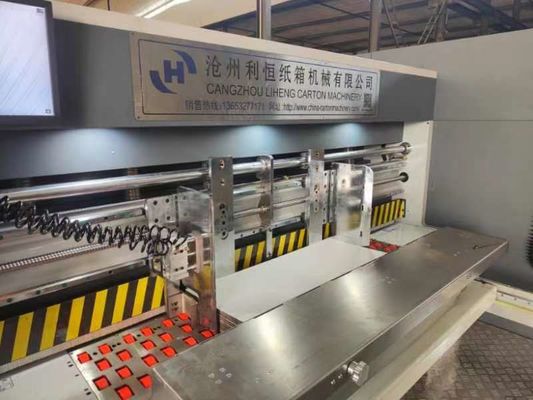 Φλέξο 4 χρώματα εκτύπωση Slotting Die Cutting Machine για κυματοειδές χαρτόνι εκτυπωτή