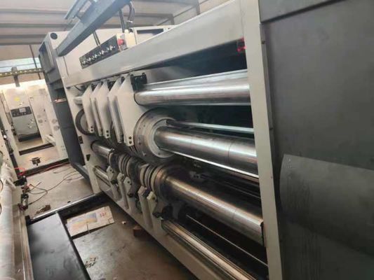 Αυτόματη τροφοδοτική 4 χρώματα Flexo εκτύπωση Slotting πεθαίνει μηχανή κοπής για την εκτύπωση