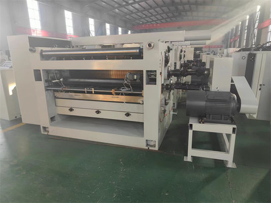 12.5KW Servo κύριο κινητήρα Τρία πλάγια κυματοειδή χαρτόνι γραμμή παραγωγής για κουτιά