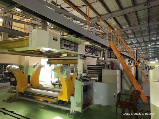 Μεγάλη ακρίβεια ±1mm Κόψιμο αυτόματο 5 7 πλεξούδες χαρτί κουτί χαρτόνι Κουρδιστική κατασκευή μηχανή